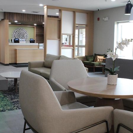 Fairfield Inn & Suites Detroit Фармингтон-Хиллз Экстерьер фото